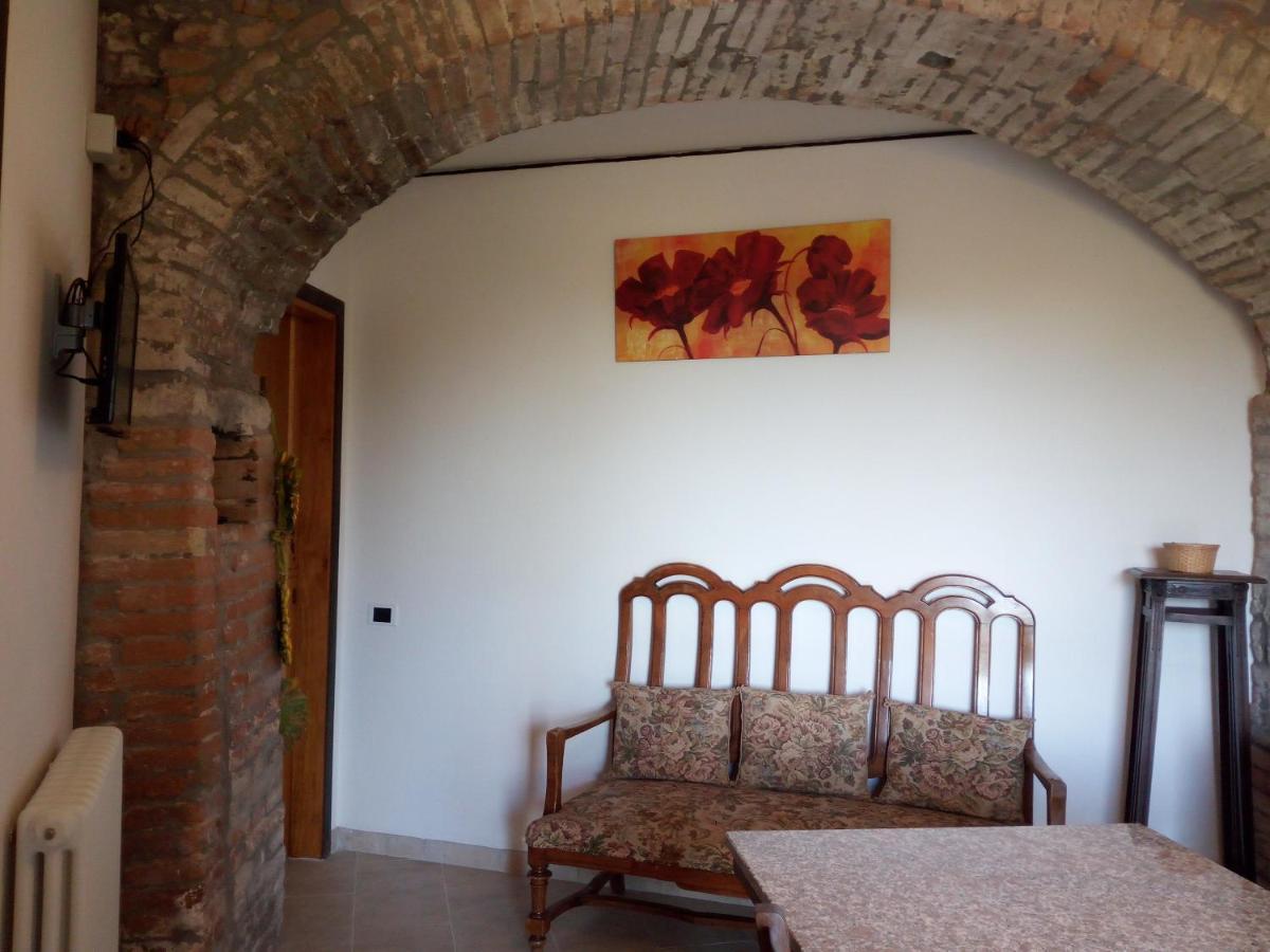 Agriturismo Del Frontino - Lo Studio Акваланга Экстерьер фото